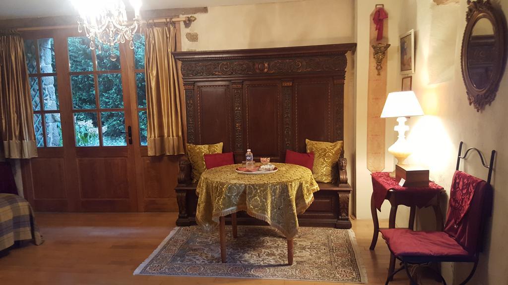 Bed and Breakfast Manoir De La Branche Maen Roch Екстер'єр фото