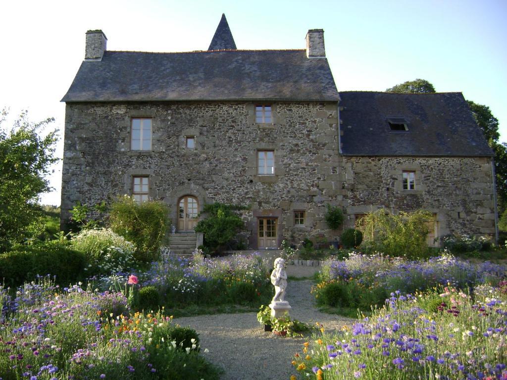 Bed and Breakfast Manoir De La Branche Maen Roch Екстер'єр фото