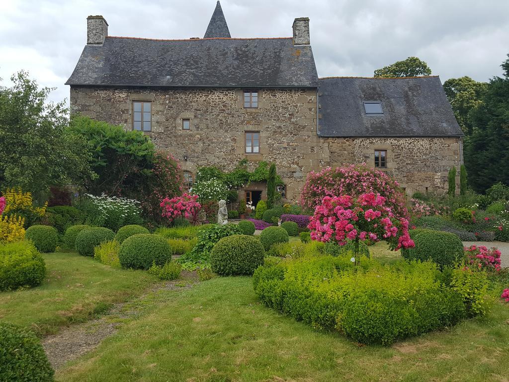 Bed and Breakfast Manoir De La Branche Maen Roch Екстер'єр фото